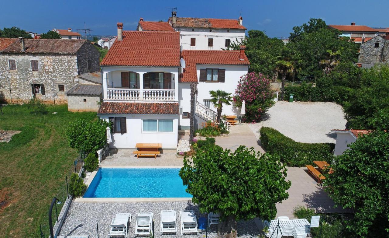 Apartman Ella